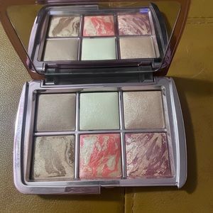 Hourglass Ambient Lighting Edit Volume 4
